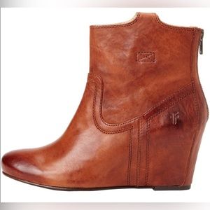 Frye Carson Wedge Bootie Cognac Size 6 - like new!!!